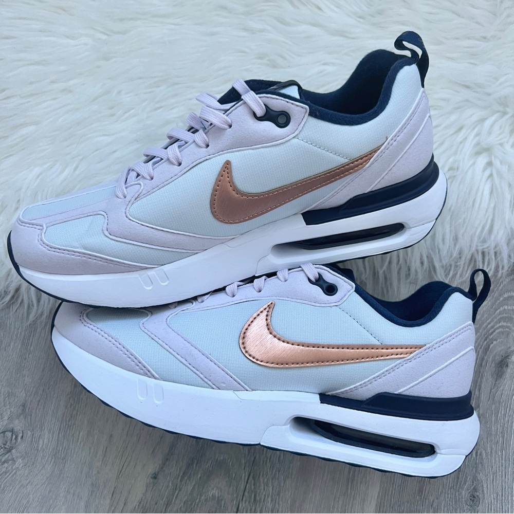 NWT Nike Air Max Dawn Women’s Shoes - Picture 5 of 7